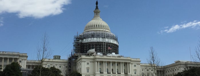 United States Capitol is one of Tempat yang Disimpan Kerry.