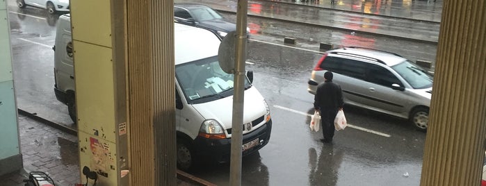 Kadıköy Küçük Kuyumcular Çarşısı is one of Posti che sono piaciuti a İlker.