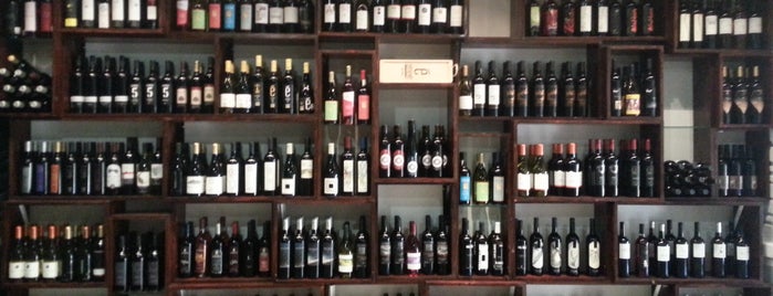 101 Wine Bar + Boutique is one of Ensenada.