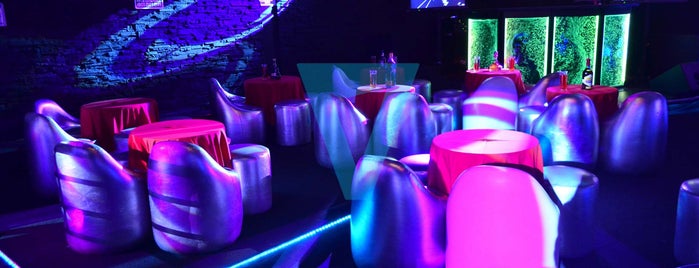 Privee Club is one of Bares.