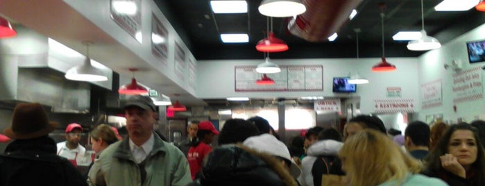 Five Guys is one of Lugares favoritos de Jerome.