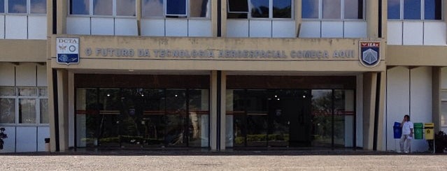 IEAv - Instituto de Estudos Avançados is one of SJC.