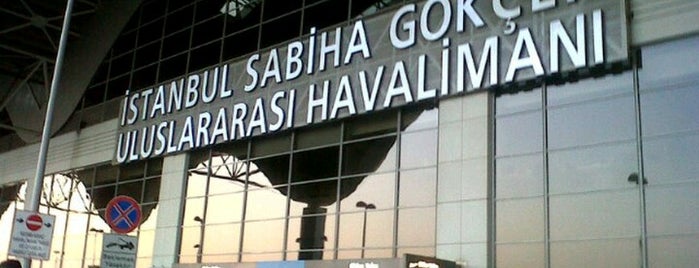 Aeropuerto Internacional Sabiha Gökçen (SAW) is one of Lugares favoritos de h.sarper.