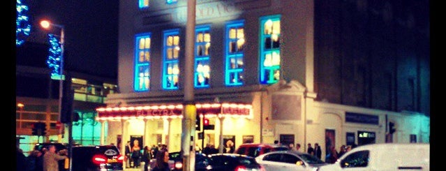 The Old Vic is one of 1000 Things To Do in London (pt 1).