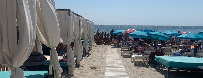 Пляж Зебра / Zebra Beach is one of Odesa.