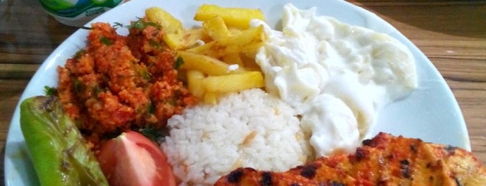 Gıt Gıt Chicken & Horon Köfte is one of Lugares favoritos de Ş.Fuat.