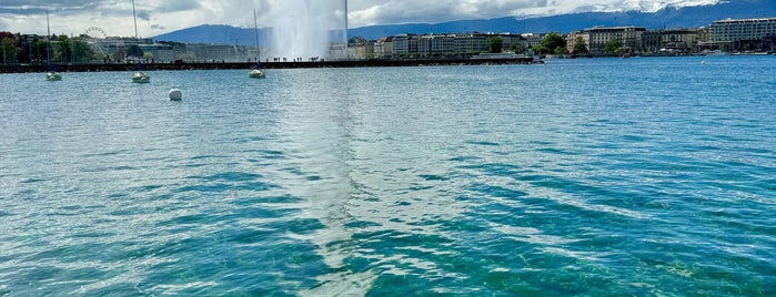 Port des Eaux-Vives is one of Geneva.