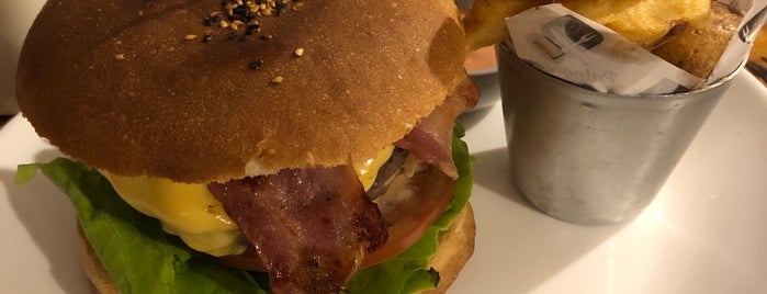 Patagonia Burger is one of Posti che sono piaciuti a Carlos Alberto.