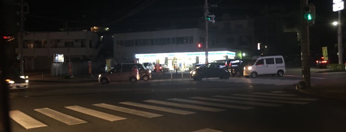 ローソン 浦添内間四丁目店 is one of okinawa life.