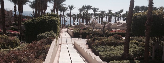 Beach at Four Seasons Resort is one of Be Charmed @ Sharm El Sheikh.