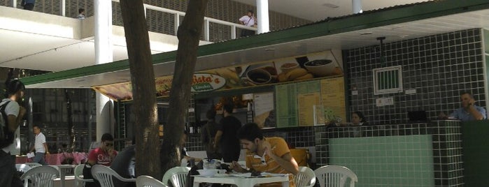 Batista's Lanches is one of Jéssica's Saved Places.