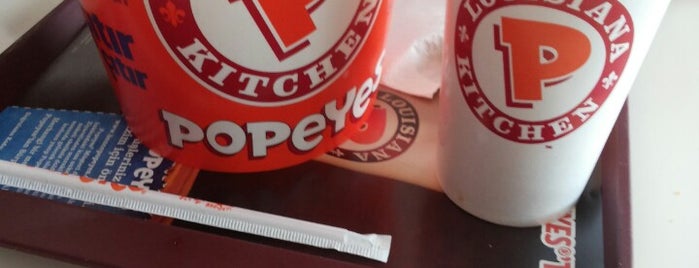 Popeyes Louisiana Kitchen is one of Locais curtidos por Kubilay.