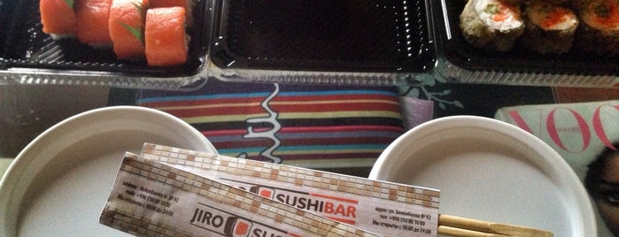 Jiro Sushi bar is one of Locais salvos de Ali.