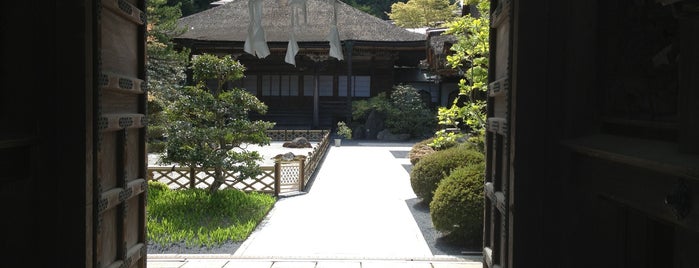 Yochi-in Temple is one of 高野山山上伽藍.