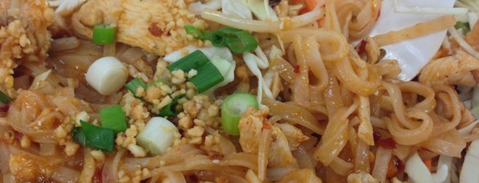 Thai Taste is one of Scott Kleinberg 님이 저장한 장소.