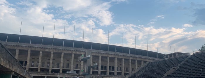 Sommerbad Olympiastadion is one of Ertan'ın Beğendiği Mekanlar.