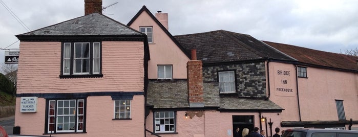 Bridge Inn is one of 25 Pubs You Must Drink In Before You Die.