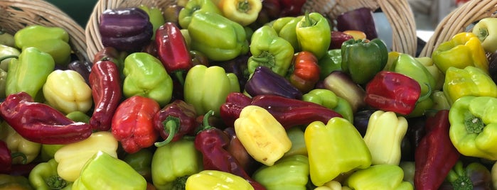 Aspen Saturday Market is one of Aspen Favorites.