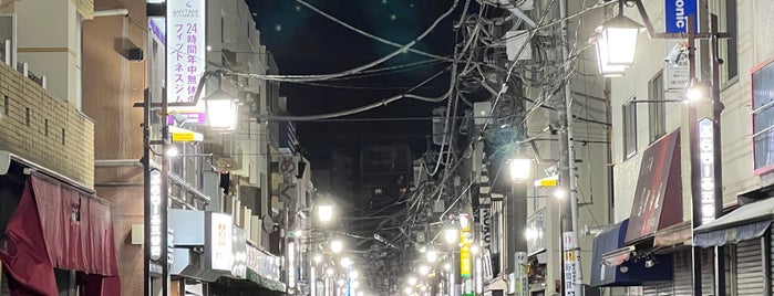 Plamoru Umeyashiki Shopping Street is one of ショッピング 行きたい2.