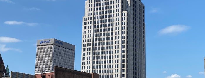 Courtyard Louisville Downtown is one of Import to ReGo.