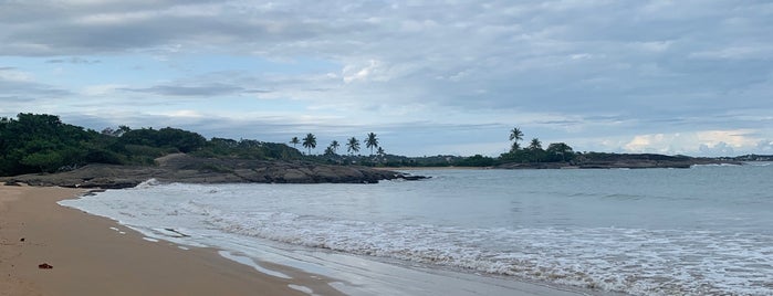 Praia dos Adventistas is one of Guarapari.
