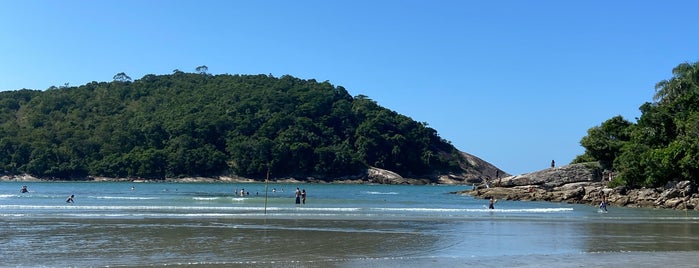 Praia do Mar Casado is one of No Guarujá com o Chaves em trajes de banho?.