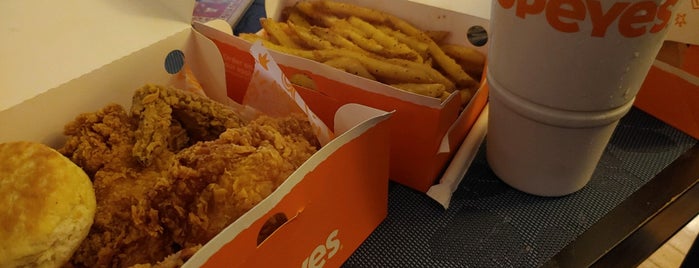 Popeyes Louisiana Kitchen is one of Favourite Places.