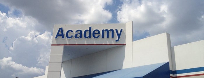 Academy Sports + Outdoors is one of สถานที่ที่ Gregory ถูกใจ.