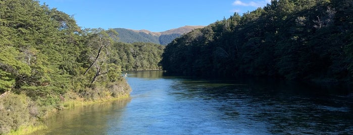 Silverlode and Anduin rivers is one of Lord of the Rings locations.