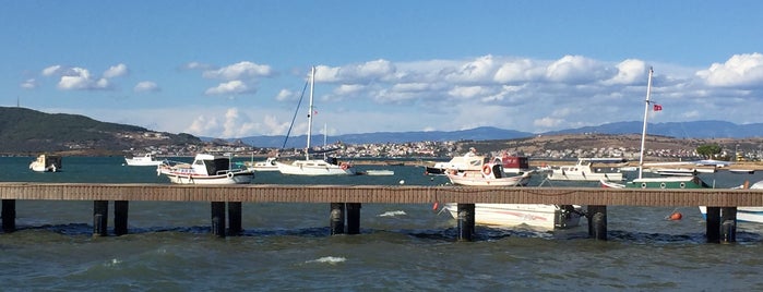 Paşa Limanı Kafe is one of Güzel.