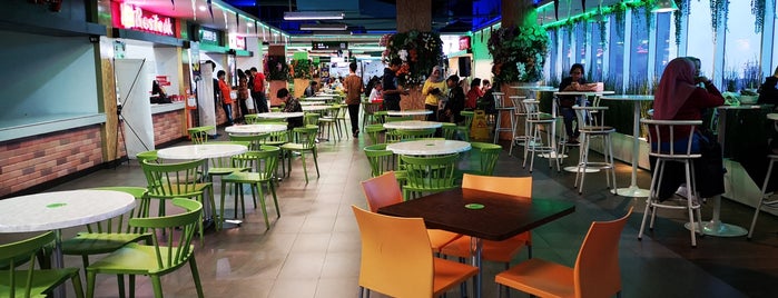 Food Court Ekalokasari is one of elos.