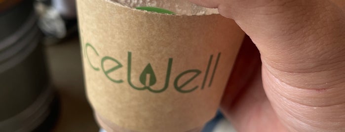 JuiceWell is one of Houston cafes.