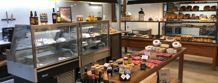 Slowzinha Bakery is one of Melhores Confeitarias, Padarias, Cafés do RJ.