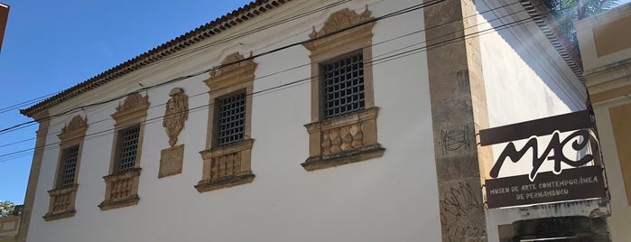 Museu de Arte Contemporânea (MAC) is one of Cecília no Nordeste.
