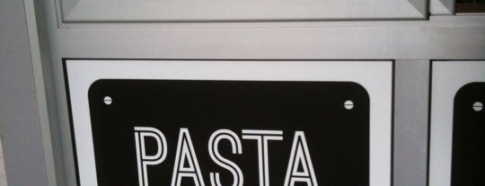 Pasta Bar is one of Posti che sono piaciuti a Danica.