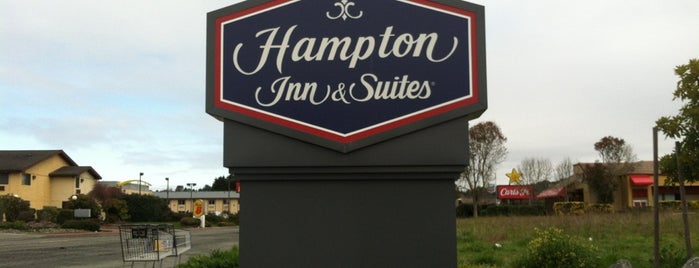 Hampton Inn & Suites is one of Ryan : понравившиеся места.