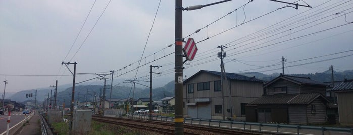 えちごトキめき鉄道 デッドセクション is one of メモ.