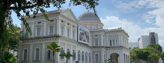 Singapore History Gallery is one of My Place & me available.