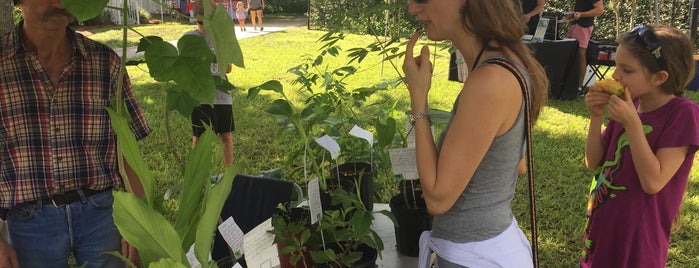 Oviedo Farmers Market is one of fl.