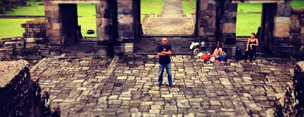 Kraton Ratu Boko (Ratu Boko Palace) is one of Visit and Traveling @ Indonesia..