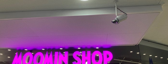 Moomin Shop is one of Europe Trip 🇬🇧🇫🇮🇸🇪.