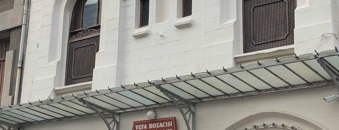 Vefa Bozacısı is one of สถานที่ที่ Gurme ถูกใจ.