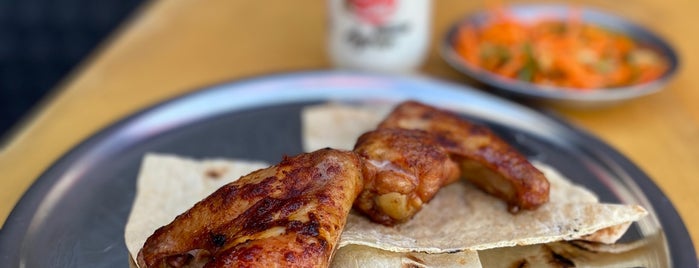 Kara Tavuk BBQ is one of Gurme'nin Beğendiği Mekanlar.