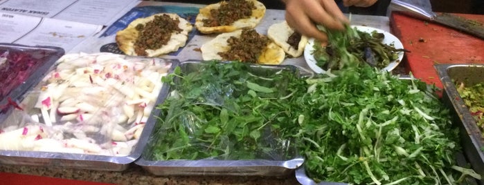 kebabcı muzo is one of Gaziantep Gezisi.