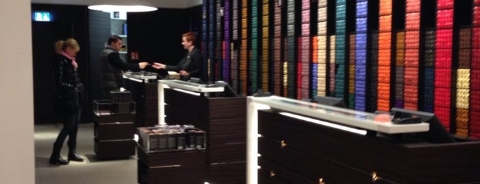 Nespresso Boutique is one of Orte, die Marc gefallen.