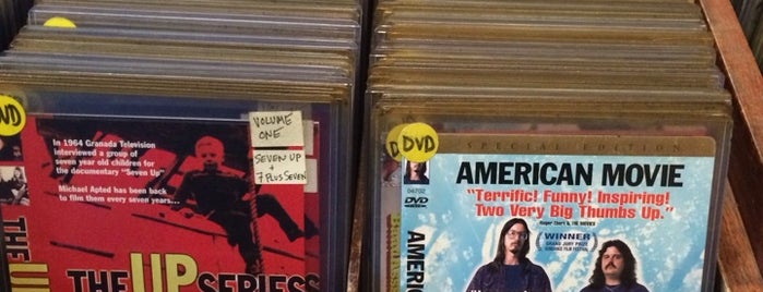 Photoplay Video and DVD is one of Video Stores : NYC.