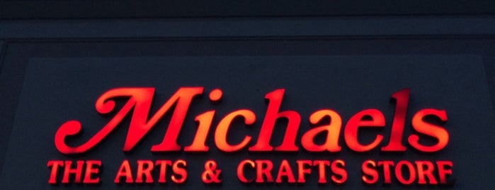 Michaels is one of Lynnさんのお気に入りスポット.