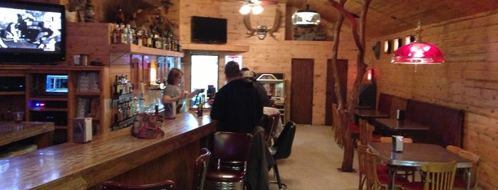 Lyles Bar is one of Northeast Bar Crawl.
