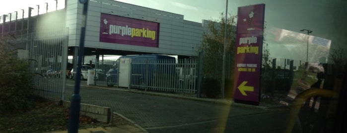 Purple Parking Business is one of Lieux qui ont plu à Plwm.