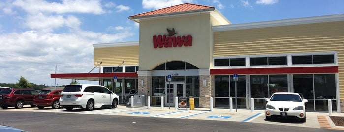 Wawa is one of Lieux qui ont plu à Bev.